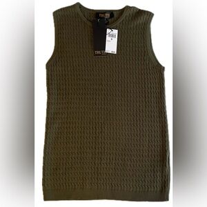 NWT Truth by Republic Sleeveless Top with Knit Style Ribbing Dark Green